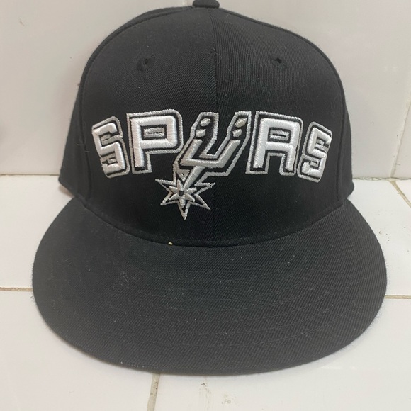adidas Other - San Antonio Spurs Adidas hat